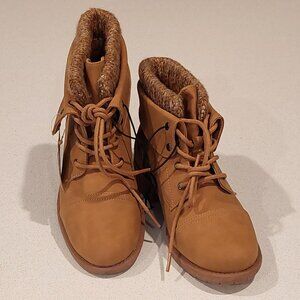 There Abouts Tan Lace-up Ankle Boots Women's Size 5M